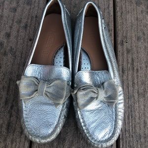 Silver venettini handmade leather moccasins